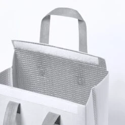 Merkloos Koeltas - Lunchtas - Koeltasje Lunch - Koelelementen - Isolatie - Volwassenen - Dames - Heren - Klittenbandsluiting - 23 X 29 Cm - Kunststof - Aluminium - Wit -Buiten Kamperen Apparatuur 1200x1200 1287