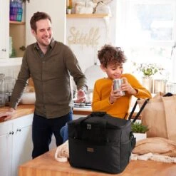 Packaway 4 Laags Geïsoleerde Koeltas - Lunchtas 40 Liter - Zwart -Buiten Kamperen Apparatuur 1200x1200 1591