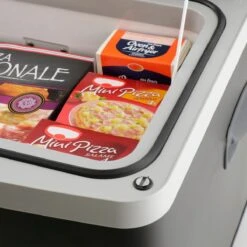 Mestic MHC-40 Koelbox Hybride - AC/DC - 42L 40 Mestic MHC-40 Koelbox Hybride - AC/DC - 42L -Buiten Kamperen Apparatuur 1200x1200 1796