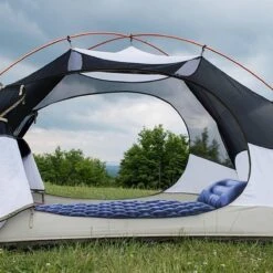 TRVLMORE Slaapmat - Zelfopblazend - 1 Persoons - Ingebouwde Pomp En Kussen - Blauw -Buiten Kamperen Apparatuur 1200x1200 411