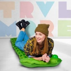 TRVLMORE Slaapmat - Zelfopblazend - 1 Persoons - Ingebouwde Pomp En Kussen - Groen -Buiten Kamperen Apparatuur 1200x1200 418