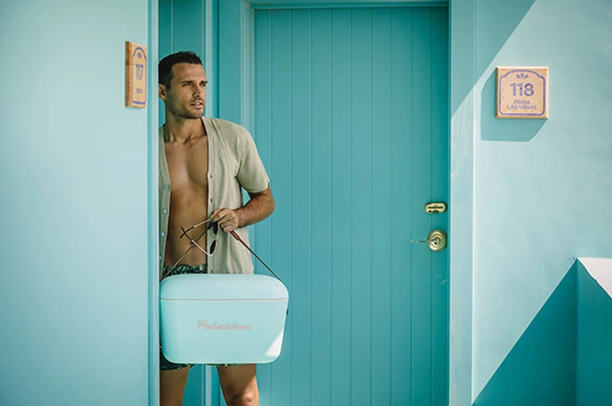 Merkloos Polarbox - Koelbox - Met Schouderband - Pastelgroen - 12 Liter - 40x26x(H)23cm 6 Merkloos Polarbox - Koelbox - Met Schouderband - Pastelgroen - 12 Liter - 40x26x(H)23cm - Afbeelding 4