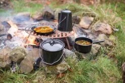 ESSCHERT DESIGN Pannenset Kampvuur - 4 Delig - Outdoor - Metaal 31 ESSCHERT DESIGN Pannenset Kampvuur - 4 Delig - Outdoor - Metaal -Buiten Kamperen Apparatuur 1200x799 115