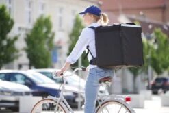 Hendi Pizza & Voedsel Bezorgrugtas Geïsoleerd - 41x41x(H)49cm 14 Hendi Pizza & Voedsel Bezorgrugtas Geïsoleerd - 41x41x(H)49cm -Buiten Kamperen Apparatuur 1200x800 259