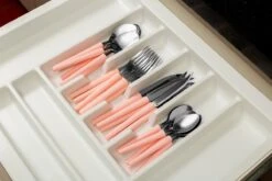 Di Solle Inova D - 6 Persoons Bestekset - Handige Opbergbak Met Raspdeksel - 26 Delig - Baby Pink -Buiten Kamperen Apparatuur 1200x800 288