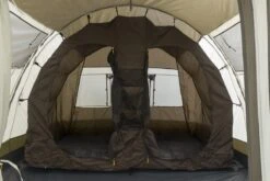 Redwood Zephyr 280 PO - Tent 4-persoons - Tunnel Tent - Grijs 15 Redwood Zephyr 280 PO - Tent 4-persoons - Tunnel Tent - Grijs -Buiten Kamperen Apparatuur 1200x800 4