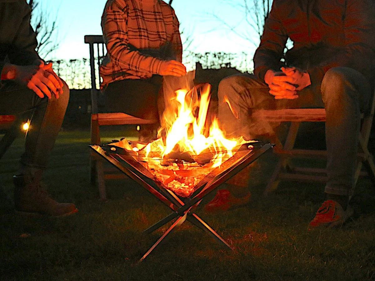 Firekorf + Grill + Spit : Opvouwbare Vuurkorf / Vuurschaal Met Rooster En Spit - Draagbare BBQ - Opbergtas - Kampeer Grill - Kookset 7 Firekorf + Grill + Spit : Opvouwbare Vuurkorf / Vuurschaal Met Rooster En Spit - Draagbare BBQ - Opbergtas - Kampeer Grill - Kookset - Afbeelding 5