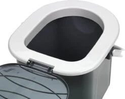 Branq Toiletemmer Draagbaar Met Deksel - 15,5L - Antraciet 9 Branq Toiletemmer Draagbaar Met Deksel - 15,5L - Antraciet -Buiten Kamperen Apparatuur 1200x959 4